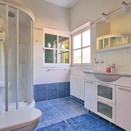 Lovely In With Outdoor Swimming Pool Holiday home *
