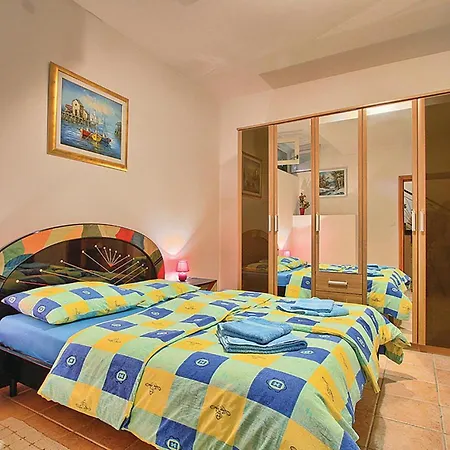 Lovely In With Outdoor Swimming Pool Holiday home Porec