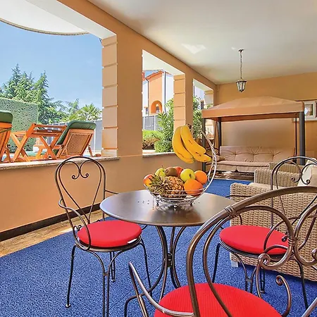 Lovely In With Outdoor Swimming Pool Holiday home *
