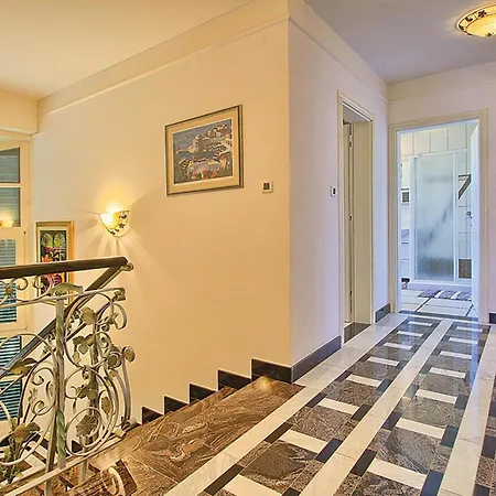 Stunning In With Wifi