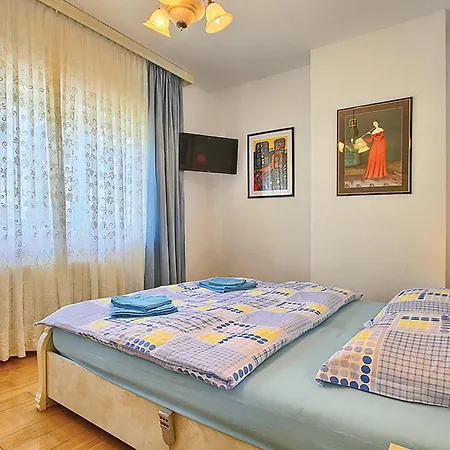 Vikendica Stunning In With Wifi *