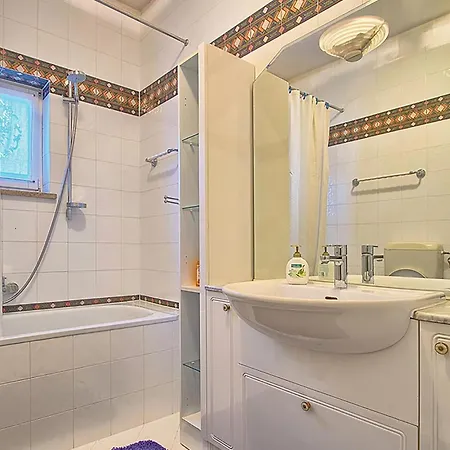 Stunning In With Wifi *