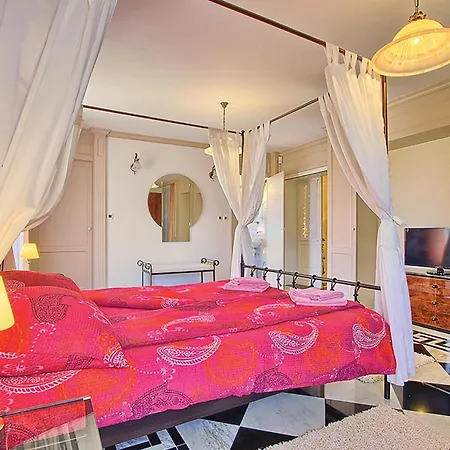 Stunning In With Wifi Holiday home